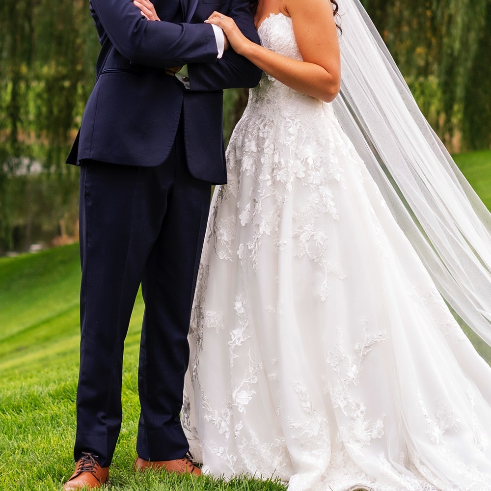 A-Line PRONOVIAS lace wedding dress
